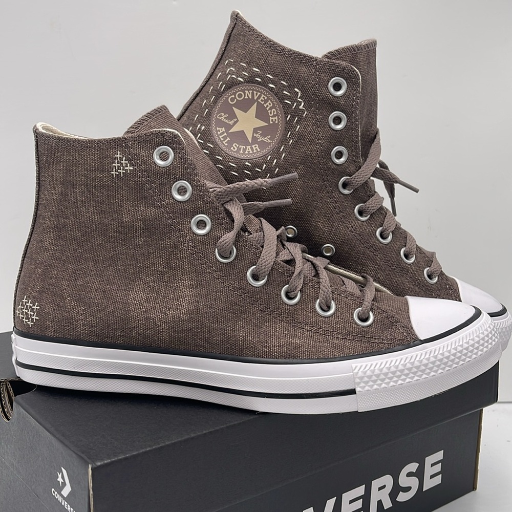 Converse WMNS All Star High-Top Sneakers Brown A08576F
CTAS HÌ
PURE PUMICE/PURE - Picture 7 of 16